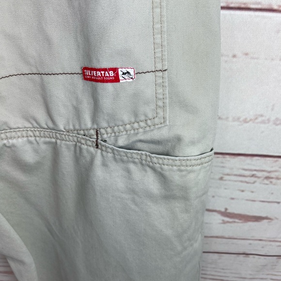 Men’s Levi’s Silverman Khaki Pants - 32x32” - Picture 12 of 13